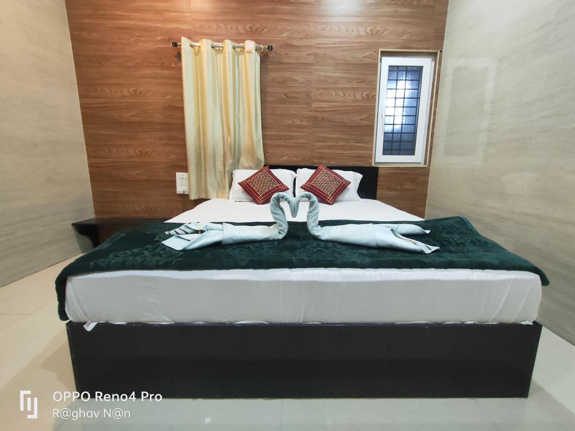 Kamala Sadana Lodge Mādhavaram Εξωτερικό φωτογραφία