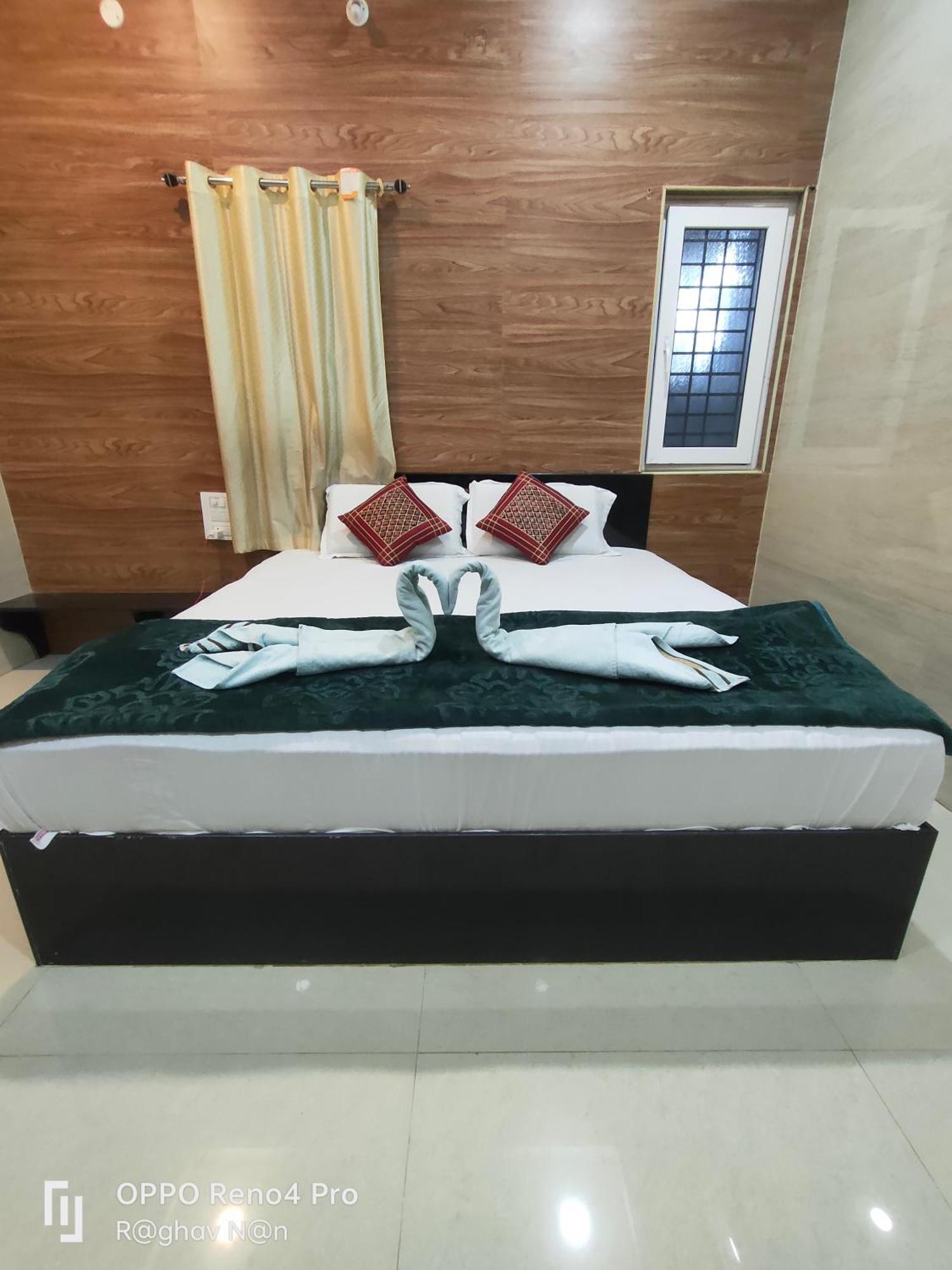 Kamala Sadana Lodge Mādhavaram Εξωτερικό φωτογραφία